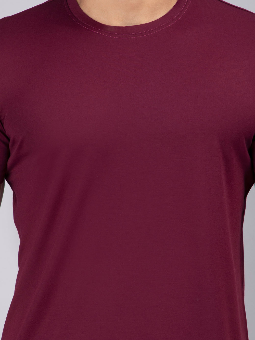 Men's Half-Sleeve Solid Wine Cotton T-shirt - Peplos Jeans