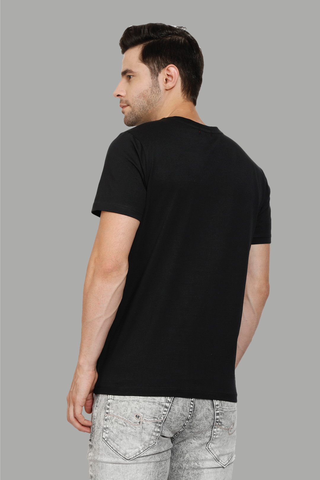 Men's Black Regular Fit Bad Signal Printed Round Neck T-Shirt - Peplos Jeans