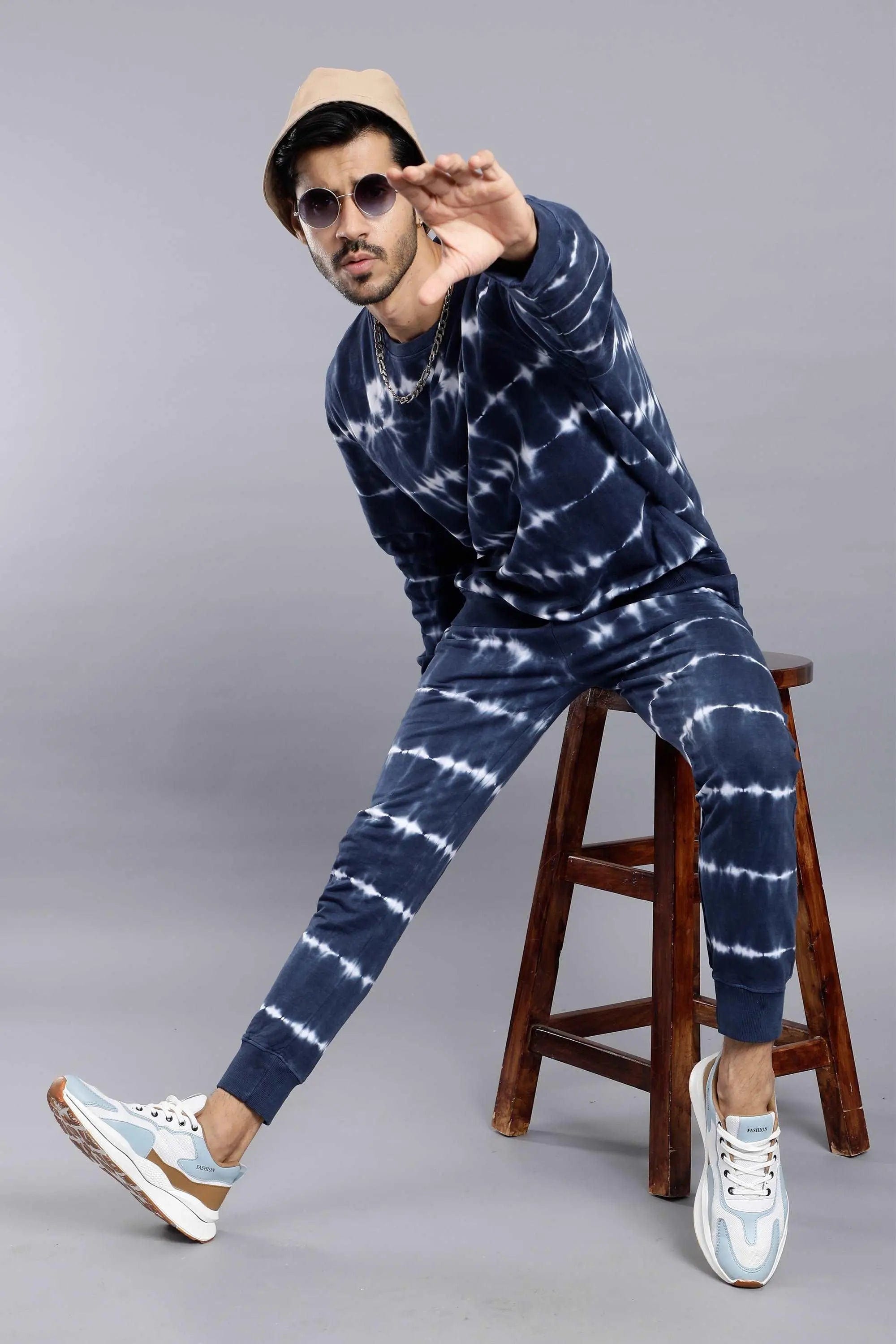 Buy White Sweatshirt & Hoodies for Men by Calvin Klein Jeans Online |  Ajio.com