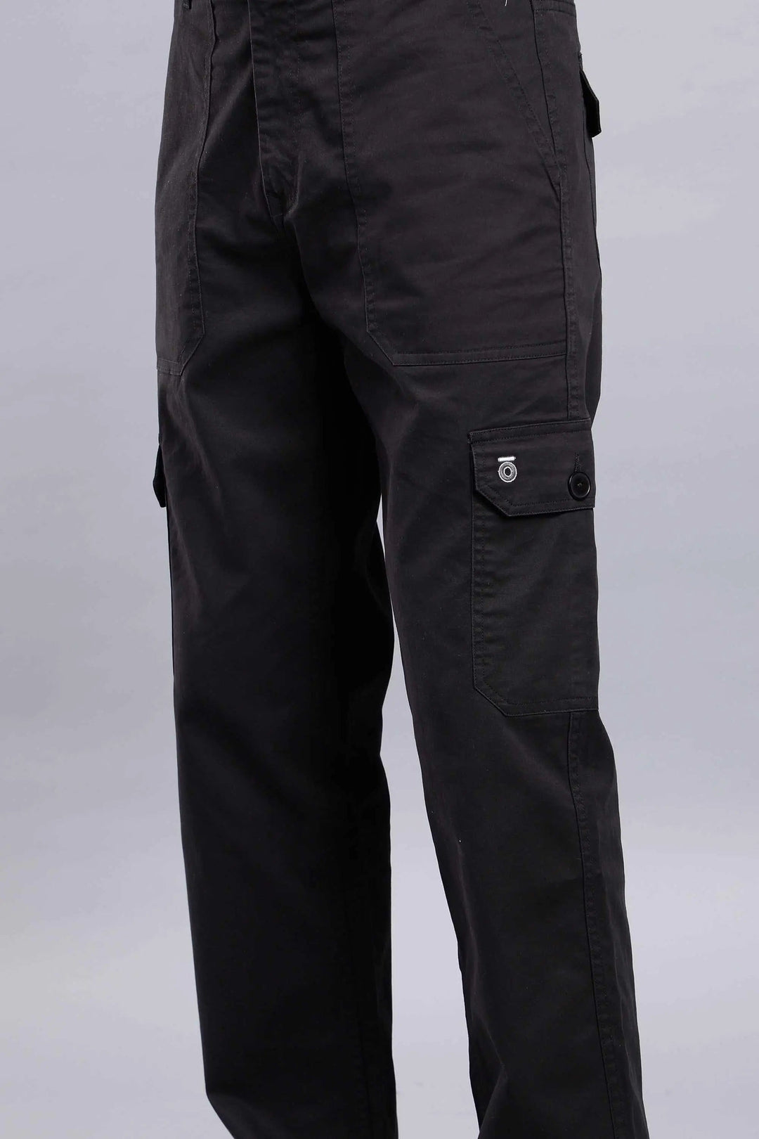 Men's Loose Fit Multiple Pockets Black Cargo Pant - Peplos Jeans 