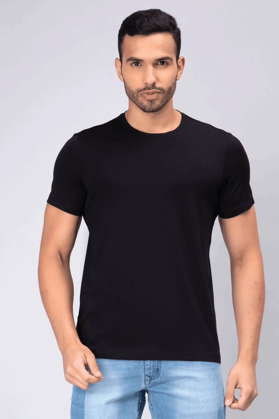 Men's Half-Sleeve Solid Black Cotton T-shirt