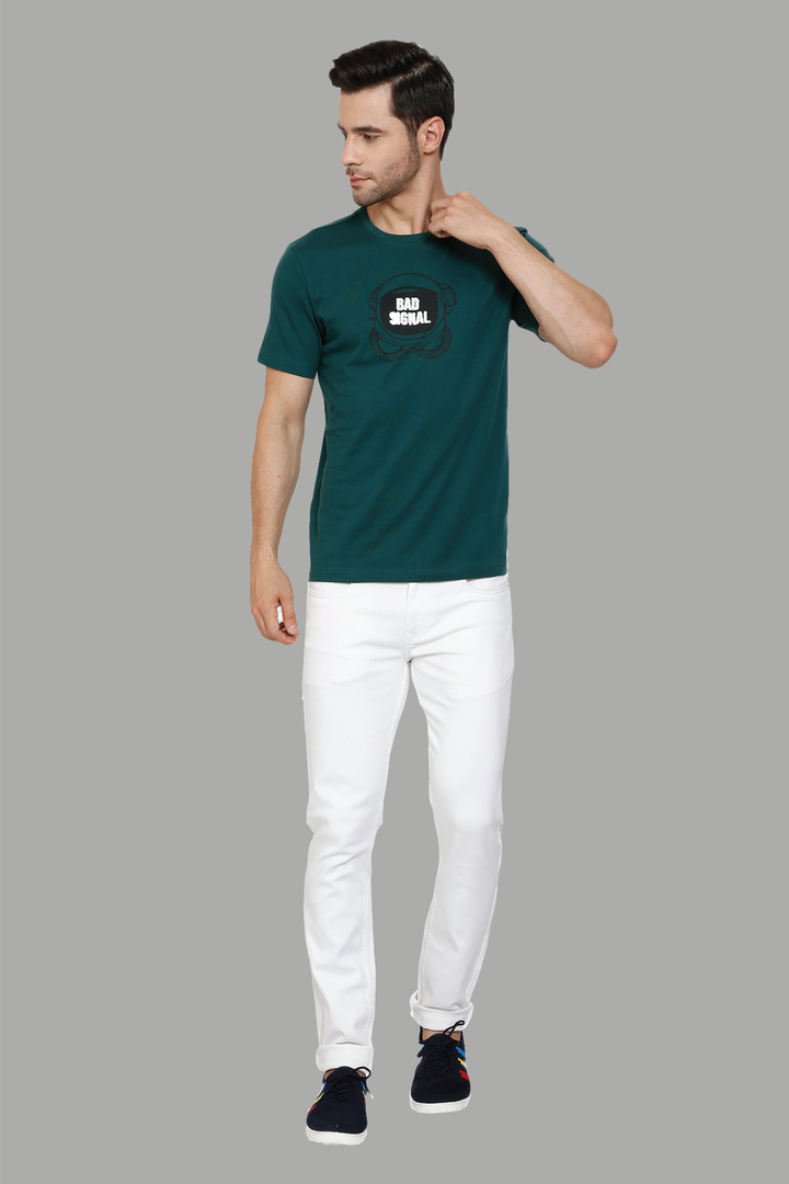 Men's Green Regular Fit Bad Signal Printed Round Neck T-Shirt - Peplos Jeans 